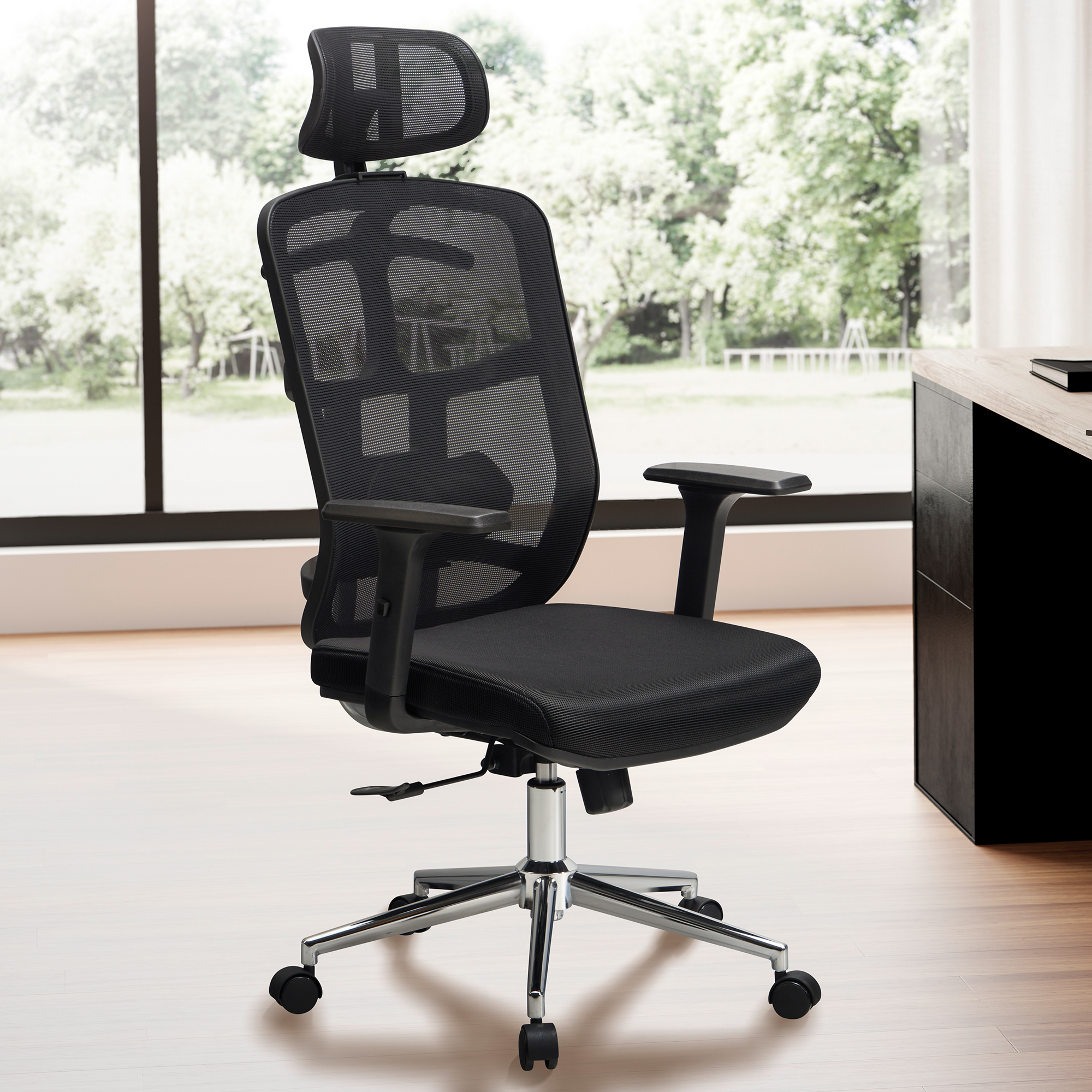 Czarny fotel biurowy z siatki mesh | Ergonomiczny z zagłówkiem i podparciem lędźwiowym | Wymiary: W 120-130 cm, S 68 cm, G 68 cm